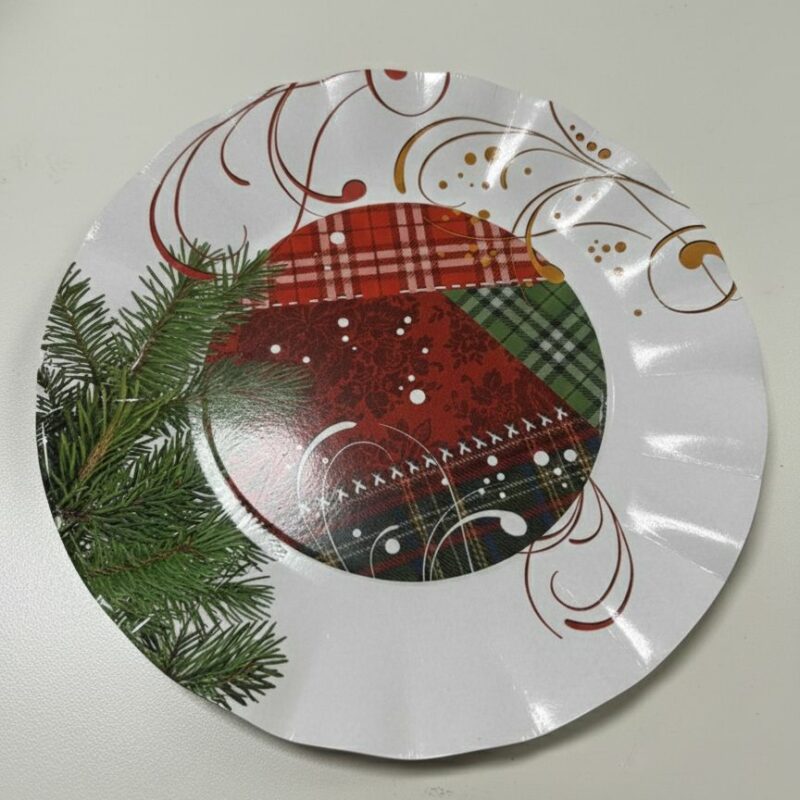 Set di 8 Piatti di Carta Natalizi - Diametro 20 cm - Stile Scozzese Elegante